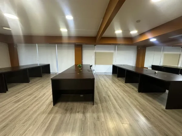 Tirane, shitet zyre Kati 2, 200 m² 1.000.000 € (BLLOKU)