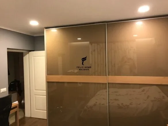 Tirane, jepet me qera apartament 2+1 Kati 5, 75 m² 800 € (BULEVARDI BAJRAM CURRI)