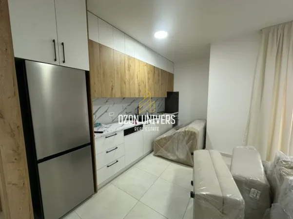 Tirane, jepet me qera apartament 2+1+Ballkon Kati 4, 95 m² 700 € (Rruga Siri Kodra)