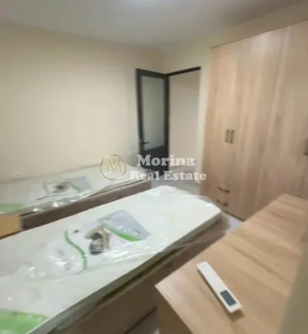 Tirane, jepet me qera apartament 1+1 Kati 1, 50 m² 400 € (Shkolla e Bashkuar)