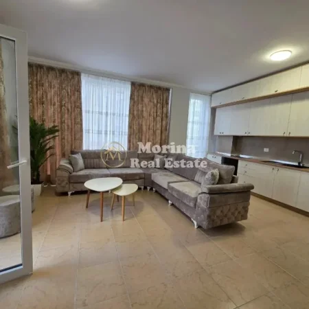 Tirane, jepet me qera apartament 2+1 Kati 5, 125 m² 1.000 € (Bulevardi i Ri)