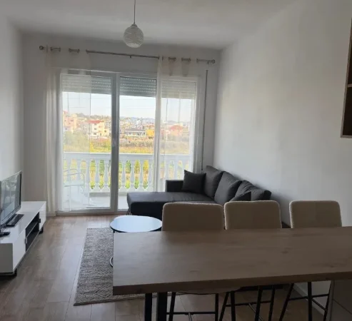 Tirane, jepet me qera apartament 1+1 Kati 2, 63 m² 395 € (Kamez)
