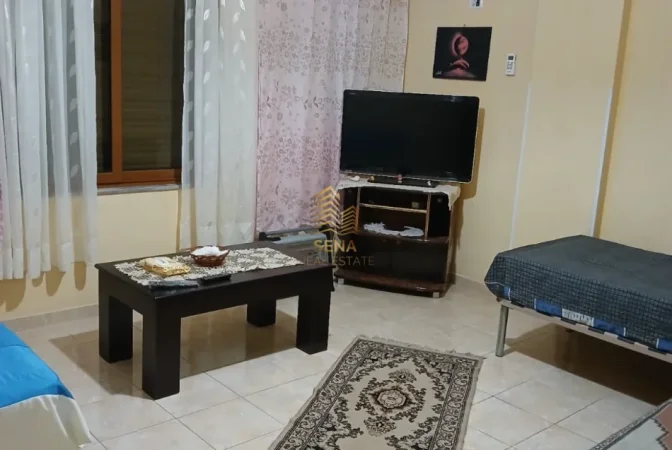 Tirane, jepet me qera apartament 1+1 Kati 2, 55 m² 350 € (Ish Parku i Autobuzave)
