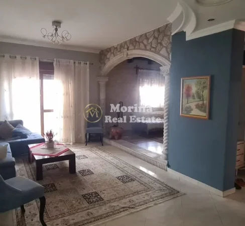Tirane, jepet me qera Vile , 420 m² 4.000 € (Myslym Shyri)