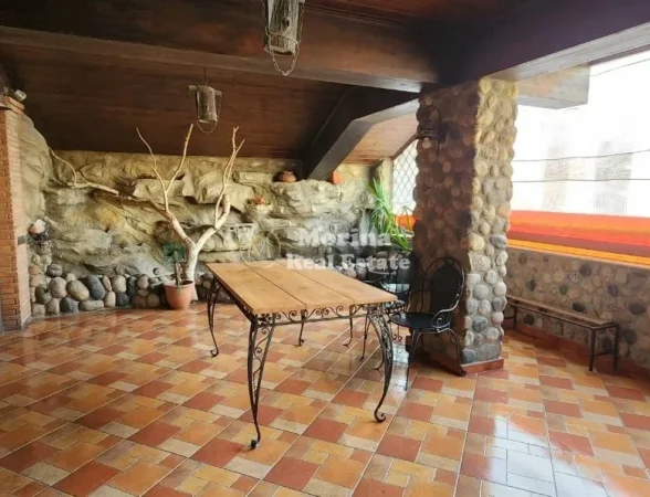 Tirane, jepet me qera Vile , 420 m² 4.000 € (Myslym Shyri)