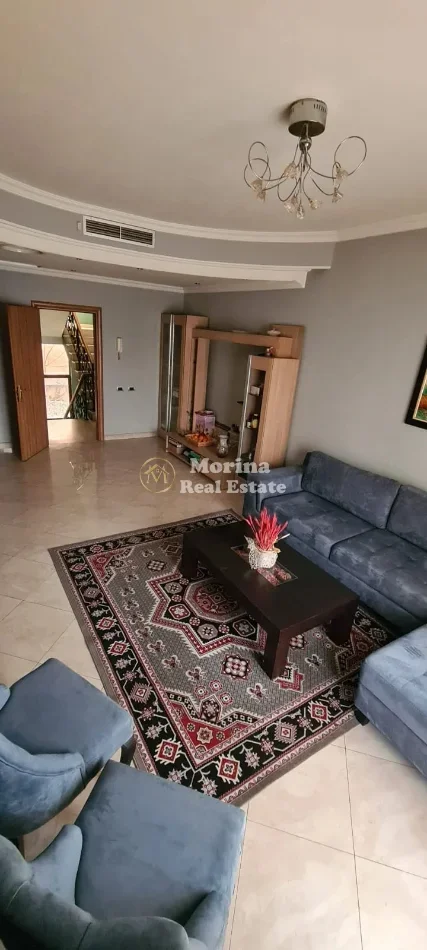 Tirane, jepet me qera Vile , 420 m² 4.000 € (Myslym Shyri)