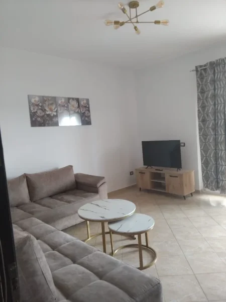🏡 Jepet me Qera Apartament Super Shpi 1+1 ne Qyteti Studenti,  350 Euro