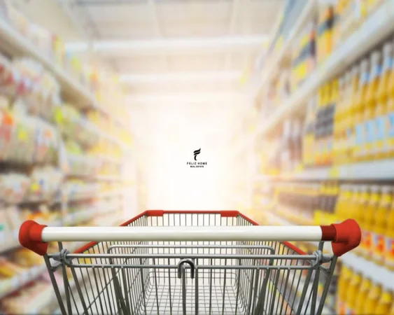 Tirane, jepet me qera dyqan Kati 0, 105 m² 700 € (YZBERISHT)