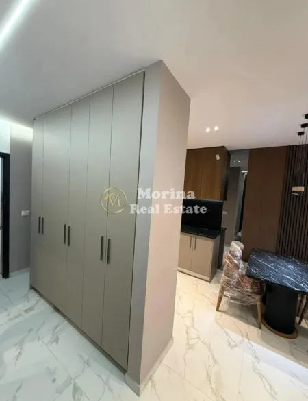 Tirane, jepet me qera apartament 1+1 Kati 2, 75 m² 650 € (Laprake)