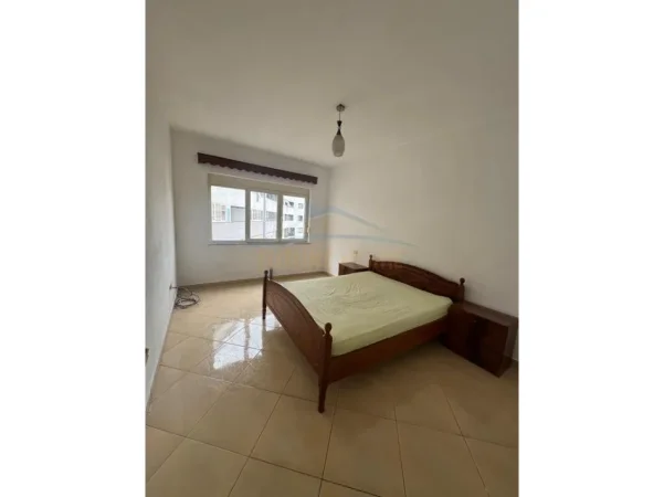 Tirane, shitet apartament 2+1+Ballkon Kati 7, 111 m² 160.000 € (RROTONDO ASTIRIT)