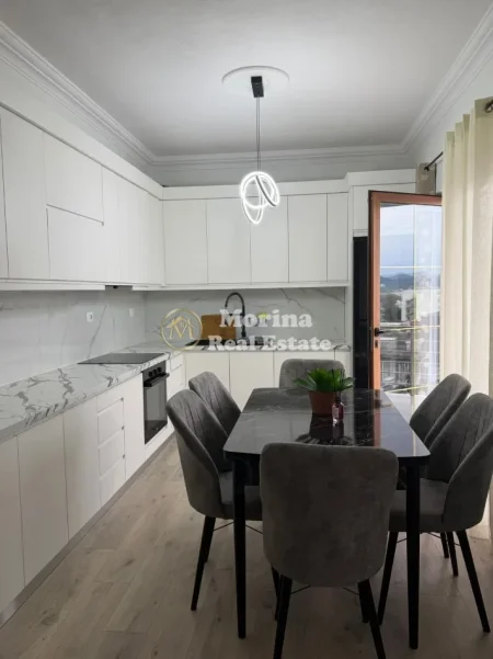 Tirane, jepet me qera shtepi 2+1 Kati 3, 100 m² 600 € (Sauk)