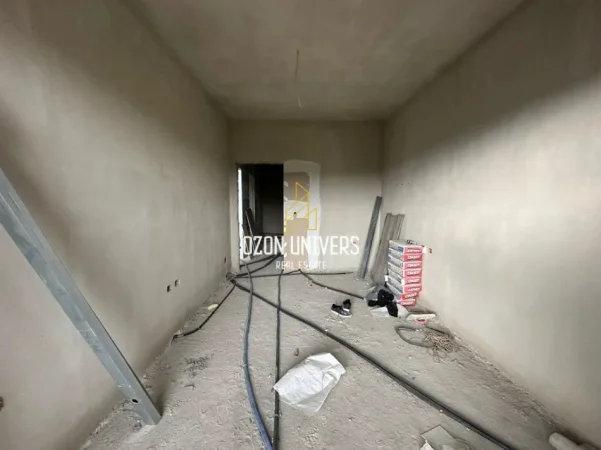 Tirane, shitet apartament 2+1+Ballkon Kati 7, 95 m² 120.000 € (Astir)