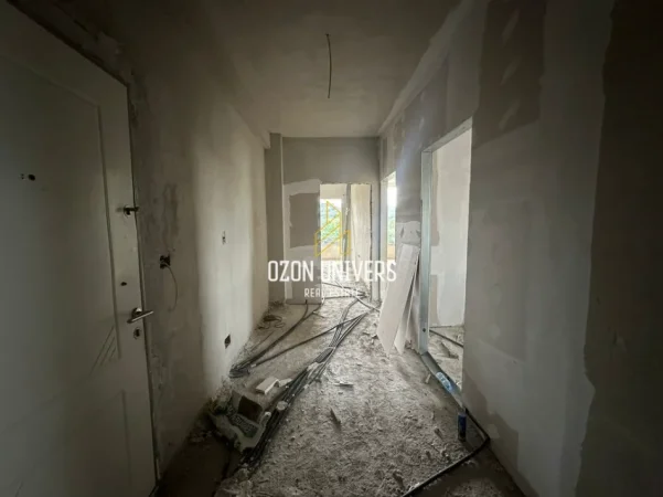 Tirane, shitet apartament 2+1+Ballkon Kati 7, 95 m² 120.000 € (Astir)