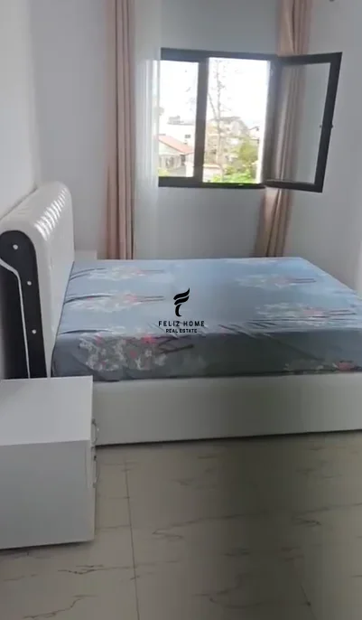 Tirane, jepet me qera apartament 2+1 Kati 2, 90 m² 450 € (LAPRAKE)