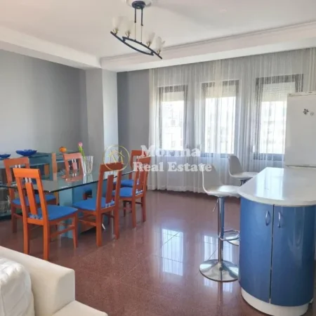 Tirane, shitet apartament 3+1 Kati 6, 155 m² 650.000 € (Blloku)