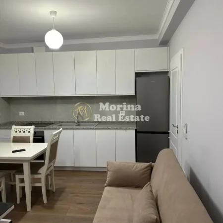 Tirane, jepet me qera apartament 1+1 Kati 6, 62 m² 400 € (Astir)