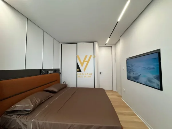 Tirane, jepet me qera apartament 1+1+Ballkon Kati 13, 74 m² 1.200 € (MINE PEZA)