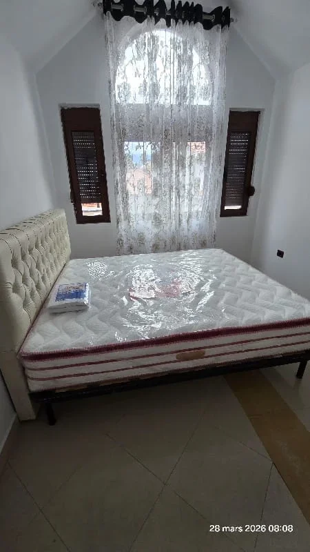 Tirane, jepet me qera apartament 1+1 Kati 3, 50 m² 350 € 