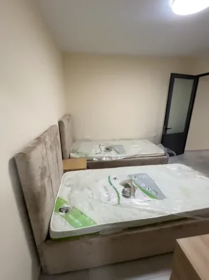 Jepet me qira apartament 1+1,Kati 1 ne vile private, 400 euro, ne 5 Maji