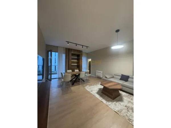 Tirane, jepet me qera apartament 2+1 Kati 1, 134 m² 1.500 € (GREEN VALLEY)