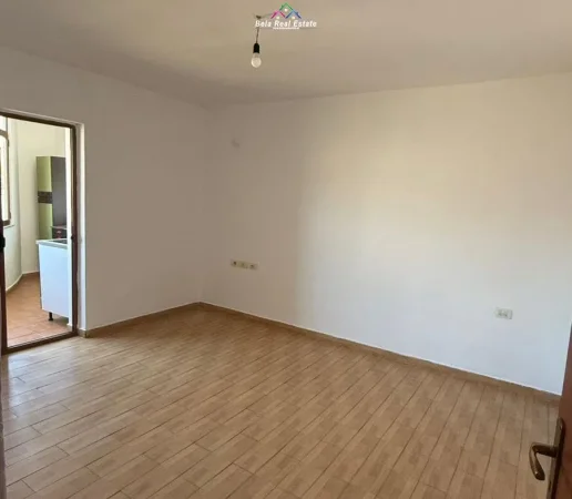 Shqiperi, jepet me qera apartament 1+1 Kati 5, 62 m² 400 € (xhanfize keko)