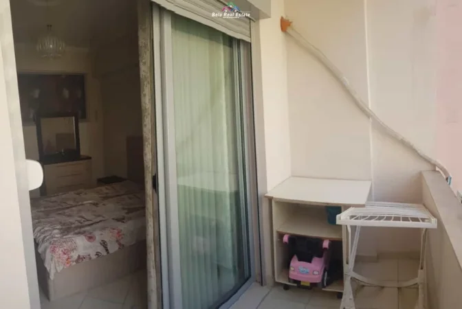 Tirane, jepet me qera apartament 2+1+Ballkon Kati 4, 90 m² 470 € (yzberisht)