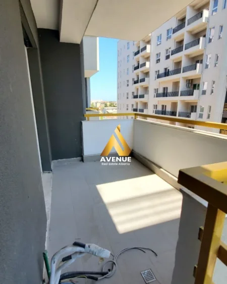 Tirane, shitet apartament 1+1+Ballkon Kati 4, 83 m² 136.000 € (Rruga Dritan Hoxha)
