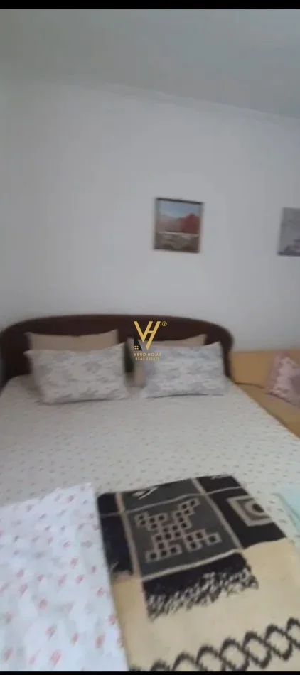 Tirane, jepet me qera apartament 1+1+Ballkon Kati 3, 70 m² 570 € (BRRYL)