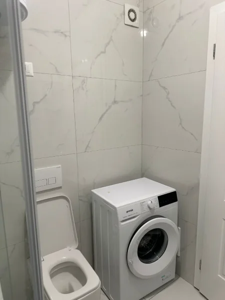 Tirane, jepet me qera apartament 1+1+Ballkon Kati 6, 62 m² 400 € (Astir)