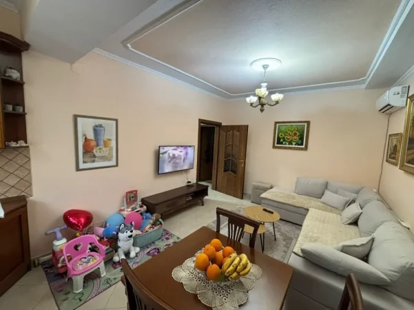 Tirane, shitet apartament 2+1 Kati 5, 82 m² 125.000 € (5 MAJI)