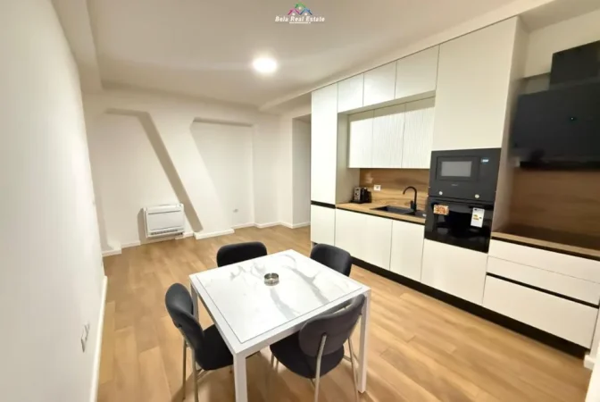 Tirane, jepet me qera zyre Kati 14, 130 m² 2.000 € (Rruga e KAvajes)