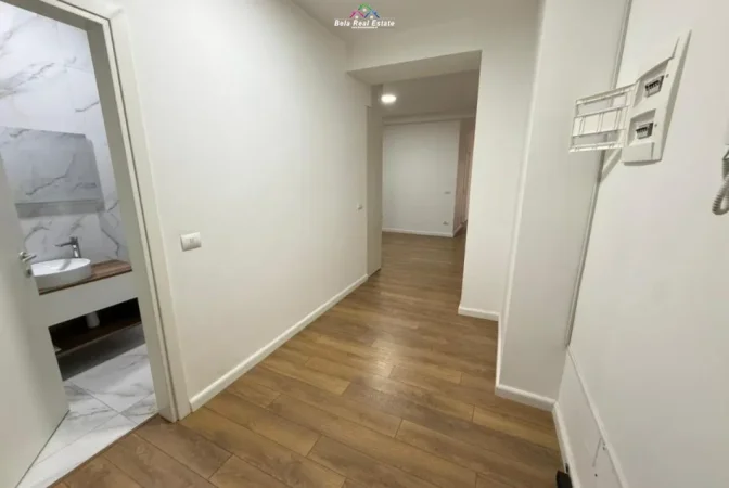 Tirane, jepet me qera zyre Kati 14, 130 m² 2.000 € (Rruga e KAvajes)