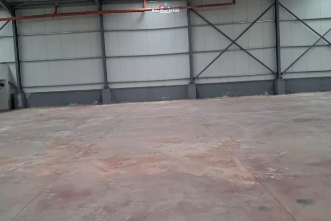 Tirane, jepet me qera magazine Kati 0, 1.200 m² 4.800 € (Vaqarr)