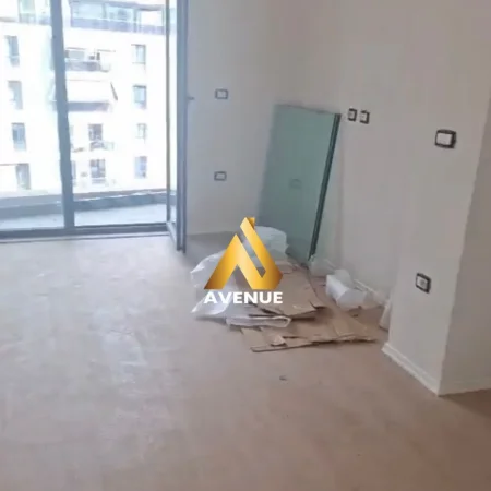 Tirane, shitet apartament 2+1+Ballkon Kati 7, 98 m² 193.000 Euro  (Rruga e Dafinave)