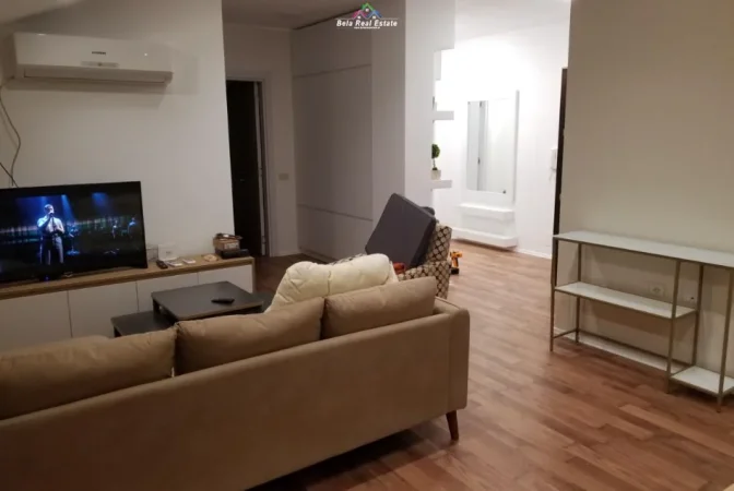 Tirane, jap me qera apartament 2+1 , 100 m² 525 € (SHEFQET KUKA)