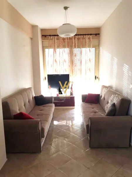 Fier, shitet apartament 2+1+Ballkon Kati 7, 140 m² 100.000 € (FIER)