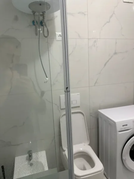 Tirane, jepet me qera apartament 1+1 Kati 6, 60 m² 400 € (ASTIR)