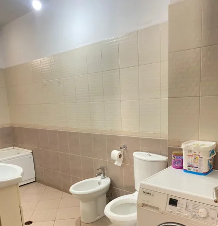 Tirane, shitet apartament 2+1 Kati 4, 95 m² & 62m2 Verande, Astir, prane Ozone, 190.000 Euro
