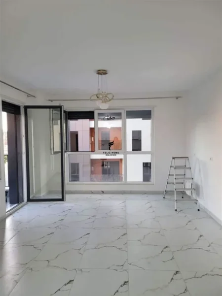 Tirane, jepet me qera apartament 2+1 Kati 2, 104 m² 600 € (DON BOSKO)