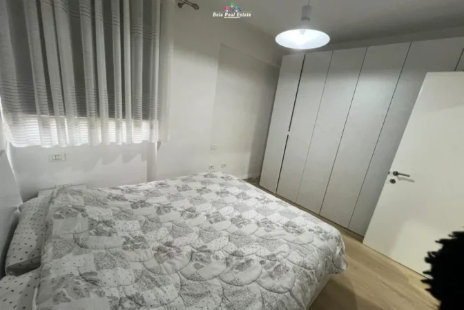Tirane, jepet me qera apartament 1+1+Ballkon Kati 2, 73 m² 730 € (myslym shyr)