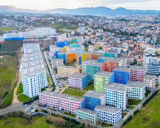 Tirane, jepet me qera apartament 1+1+Ballkon Kati 4, 60 m² 500 € (Pasho Hysa,Kompleksi Mangalem21)