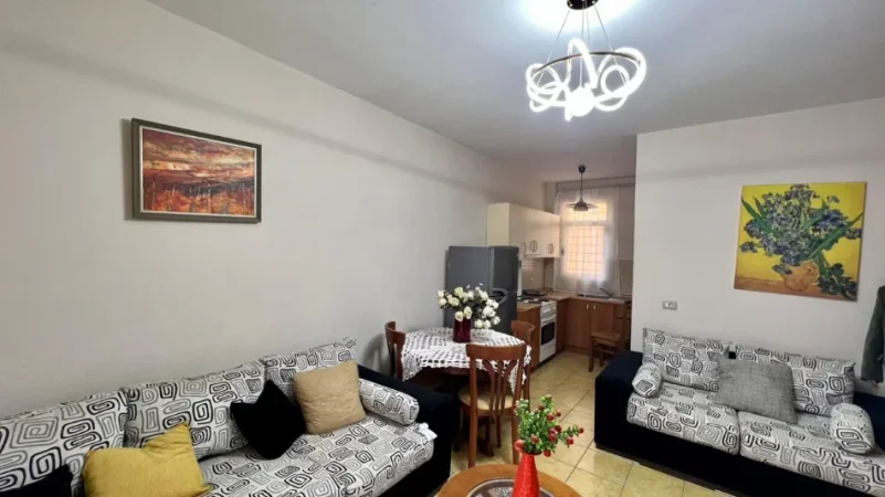 Me Qera : 1+1📍Mine Peza (Prane Golden Tower) - 55,000 Lek/muaj - S.65m² - Kt.1 || Shume prane Qendres🔥