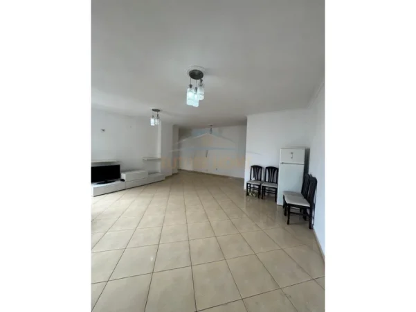 Tirane, shitet apartament 2+1+Ballkon Kati 7, 111 m² 160.000 € (Unaza e Re)