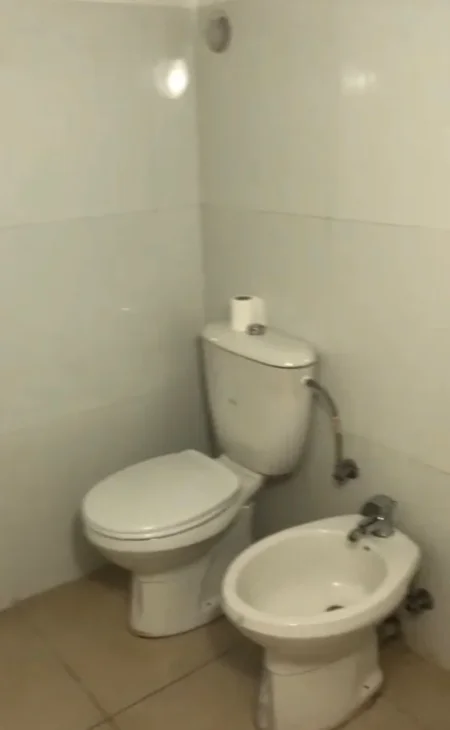 Tirane, jepet me qera apartament Dublex Kati 1, 50 m² 350 € 