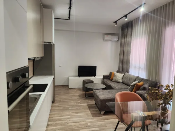 Tirane, jepet me qera apartament 1+1+Ballkon Kati 8, 420 € 
