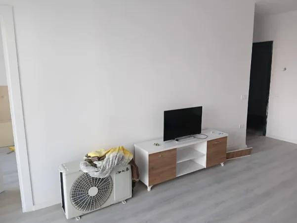 Tirane, jepet me qera zyre Kati 2, 60 m² 500 € (Dritan Hoxha)