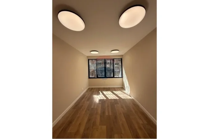 Tirane, shitet apartament , 109 m² 252.000 € (Rruga Margarita Tutulani, Tiranë)
