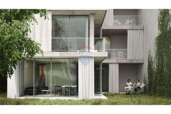 Tirane, shitet apartament , 161 m² 321.900 € 