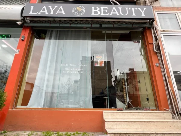 Tirane, shitet dyqan , 65 m² 145.000 € (Globe , Rruga Kavajes)