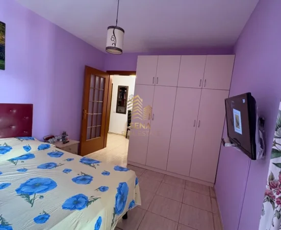 Tirane, jepet me qera apartament 1+1+Ballkon Kati 12, 65 m² 550 € (Rruga e Kavajes)